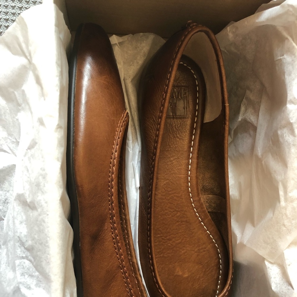 Frye Regina Ballet Flats 7.5 cognac NIB